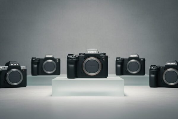 Understanding Sony's Digital SLR Camera Legacy - sony digital slr camera | Emin Media